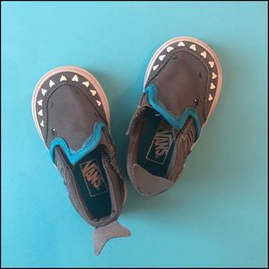 Toddler Vans Canvas Shark Slip On Sneakers, Size 4
